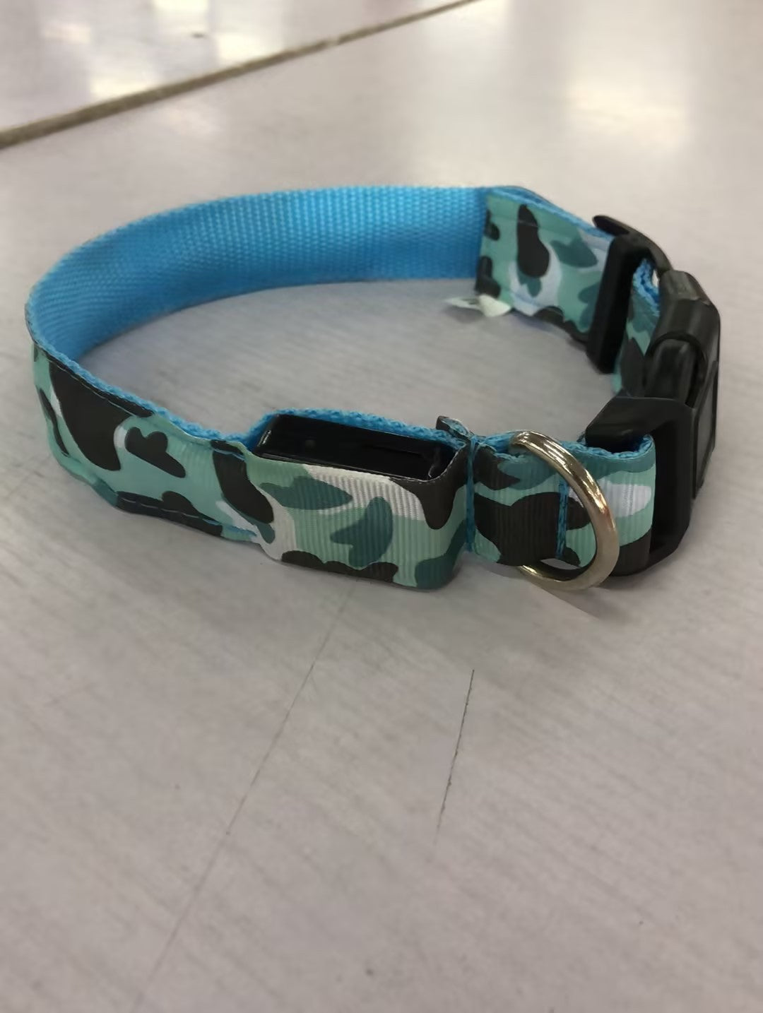 Camouflage Luminous Dog Collar – LED Glow in the Dark Pet Collar